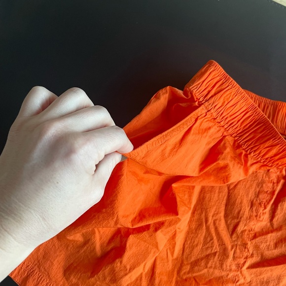 TNA sport high waist shorts. Worn once! - Picture 3 of 4